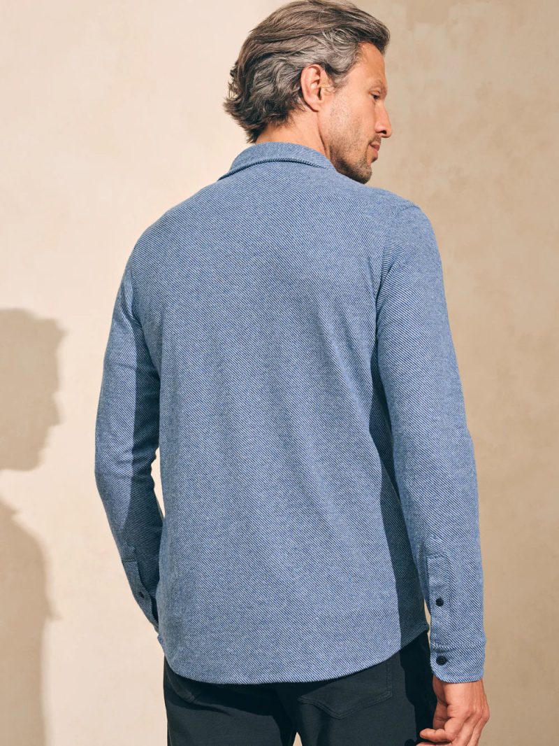 FA23 faherty mens MXC0002 GTW legend sweater shirt glacier blue twill 004 1000x bdb4b31d 346a 4485 a115 ad1ab1612b85