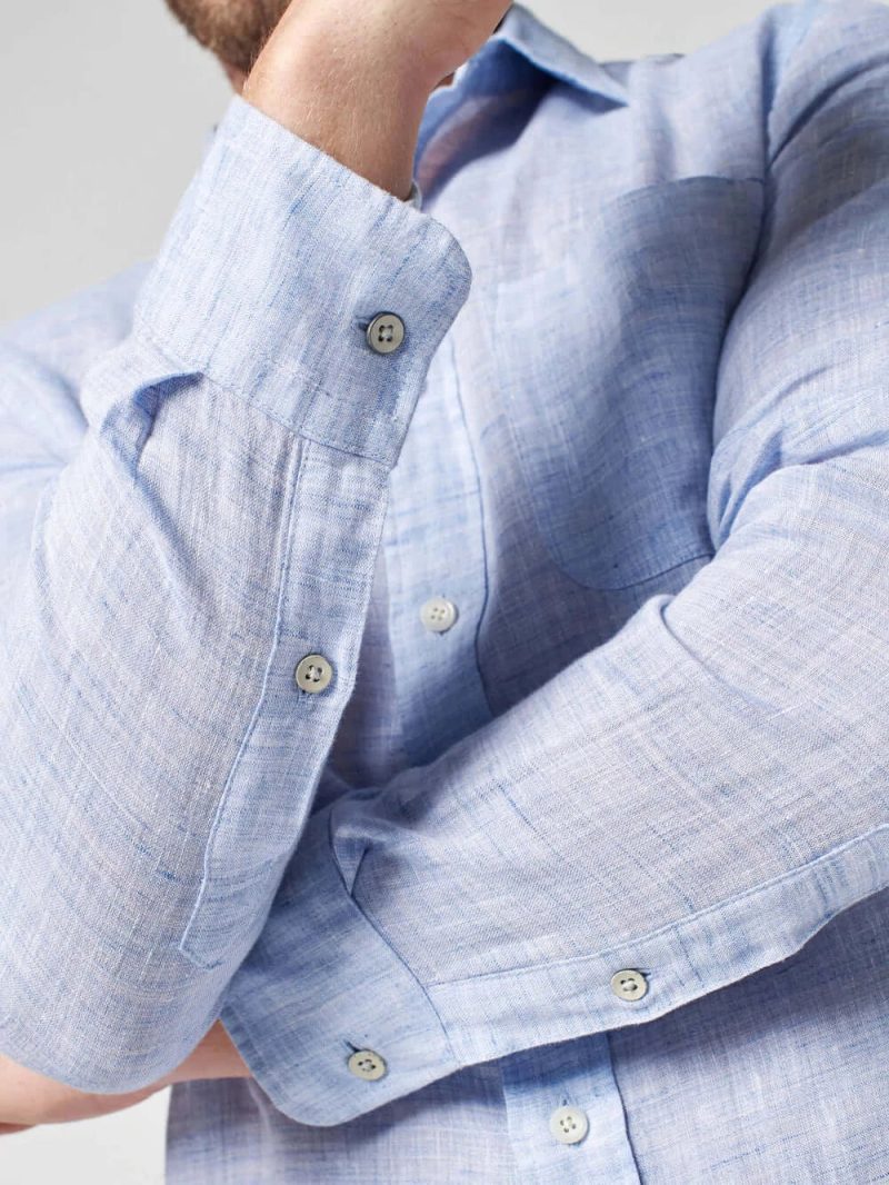 SU22 faherty mens MWC0083 LBM LINEN LAGUNA SHIRT LIGHT BLUE MELANGE detail 2 1000x aa2809c8 48d3 4826 ac75 6c23bd6c15fc