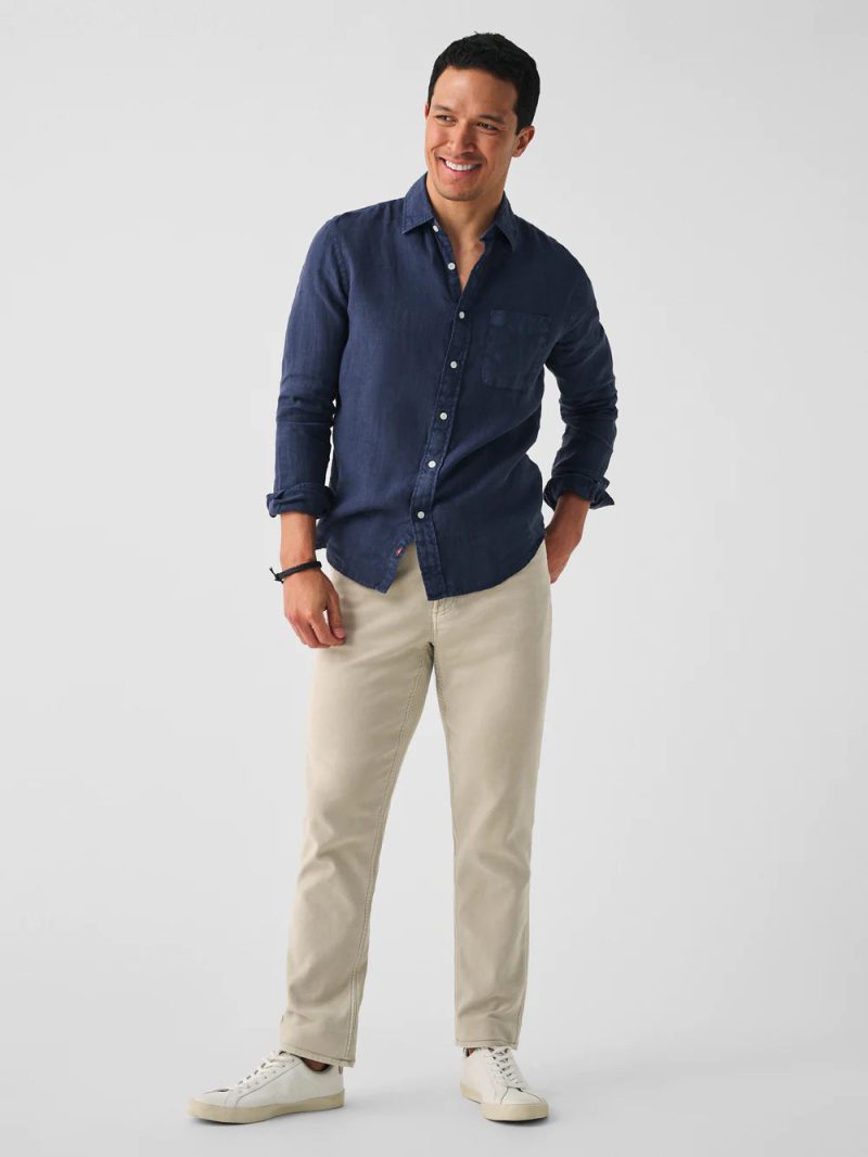 SU23 faherty mens MWU2332 RNY linen laguna shirt storm navy front 1 1000x f0a691bd 4e6f 404b 9f7a 78786f31274c